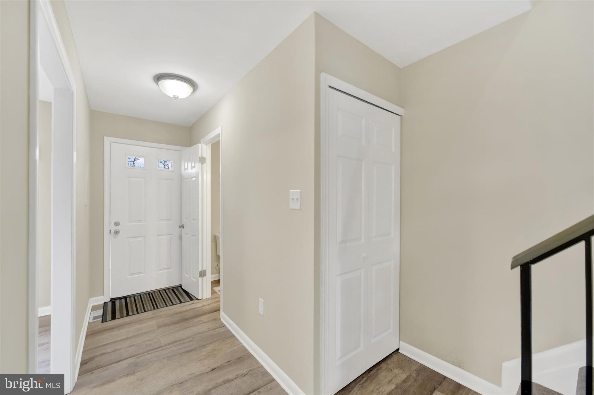 413 Colonial Ridge Lane Arnold, MD 21012 - Photo 6 of 25 Foyer
