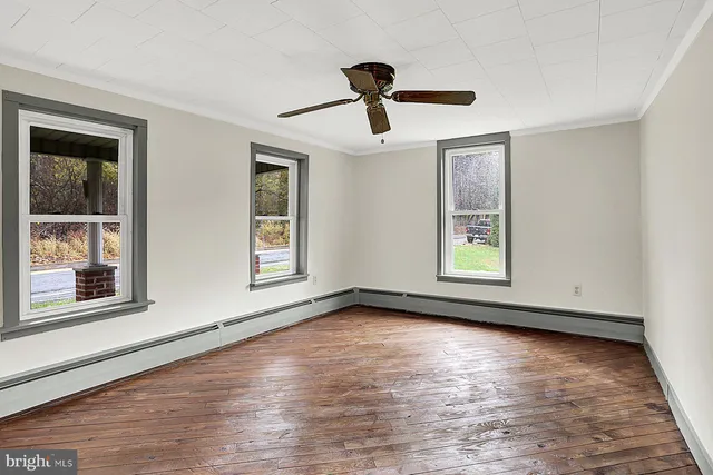 $239,900 | 1755 Pottsville Street, Lykens, PA 17048