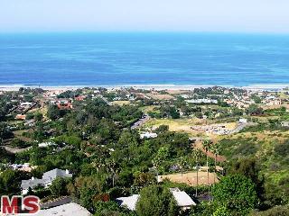 29825 Cuthbert Road Malibu, CA 90265 - Photo 1 of 1