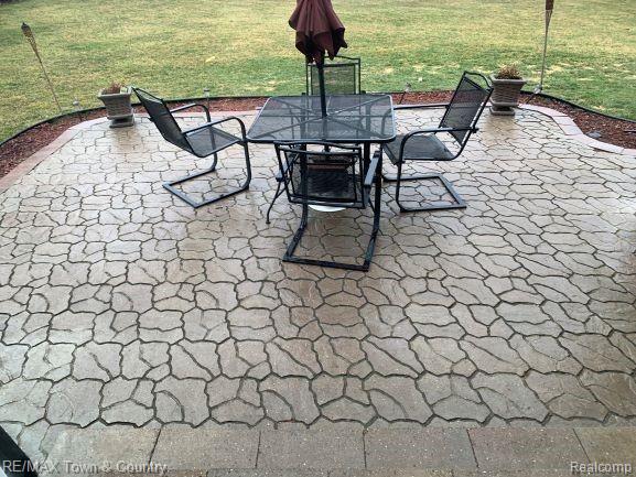 1319 Heatherwoode Road Flint, MI 48532 - Photo 17 of 18 1319 New Patio.JPG