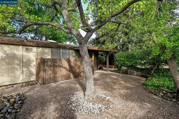 $340,000 | 1201 Monument Boulevard, Concord, CA 94520