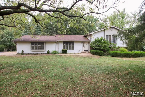$265,000 | 566 Country Lane, Sullivan, MO 63080