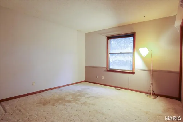 $277,000 | 566 Country Lane, Sullivan, MO 63080