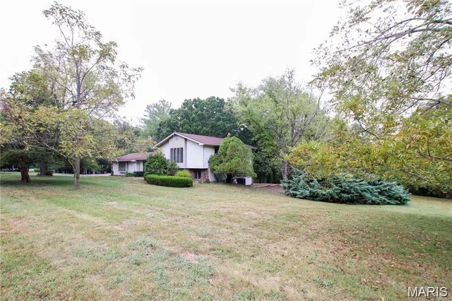 $277,000 | 566 Country Lane, Sullivan, MO 63080