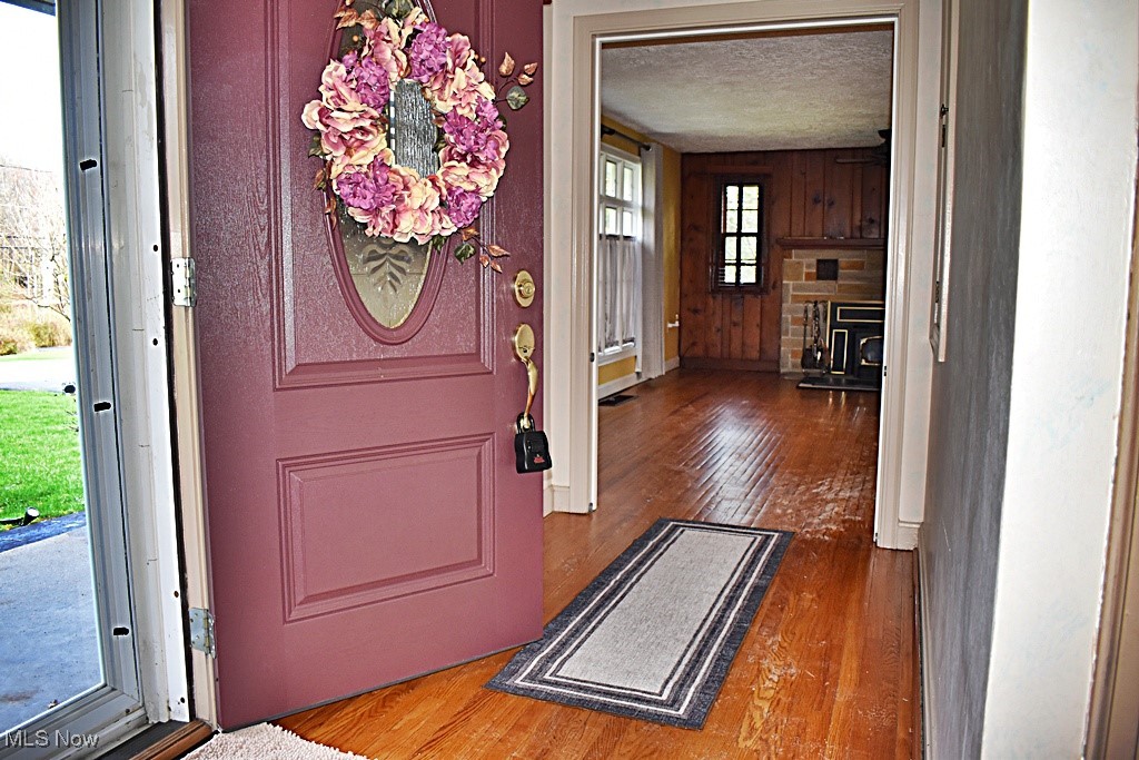 17600 Egbert Road Bedford, OH 44146 - Photo 4 of 49 Entrance foyer with hadwood flooring.
