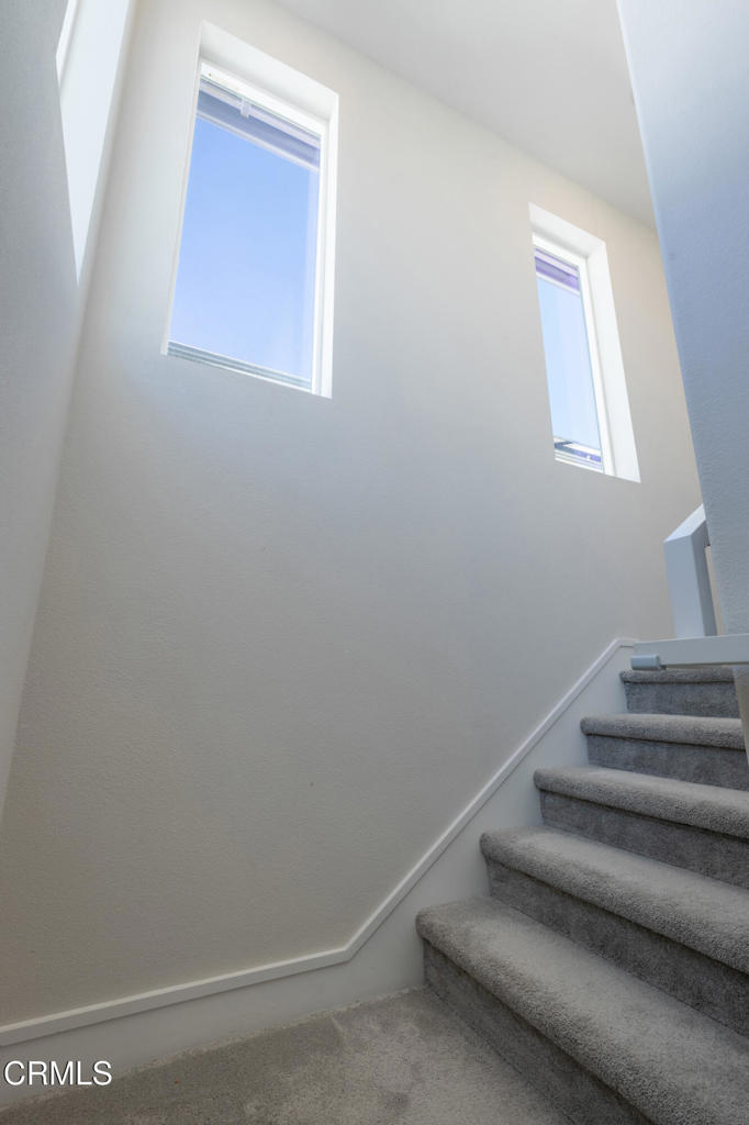 3067 Harrison Lane Simi Valley, CA 93065 - Photo 12 of 46 017