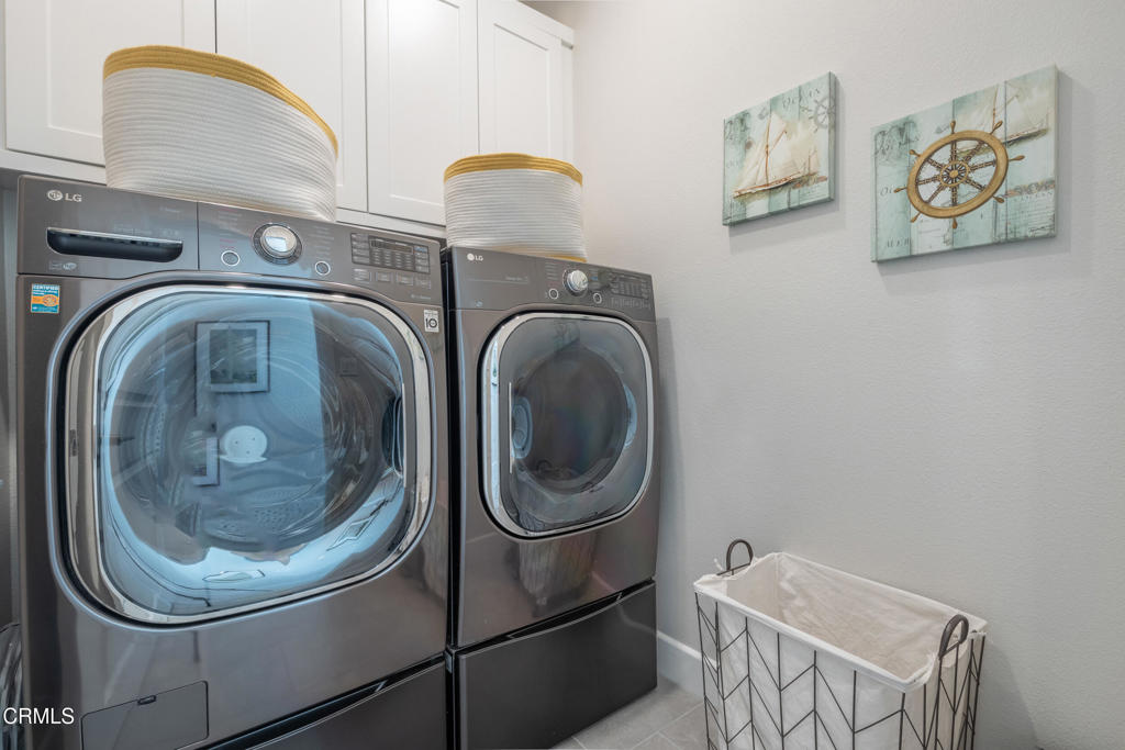 3067 Harrison Lane Simi Valley, CA 93065 - Photo 13 of 46 018