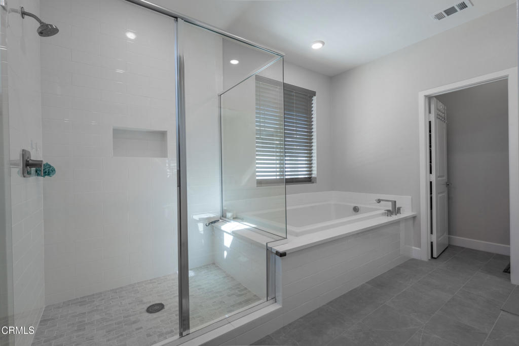 3067 Harrison Lane Simi Valley, CA 93065 - Photo 21 of 46 026