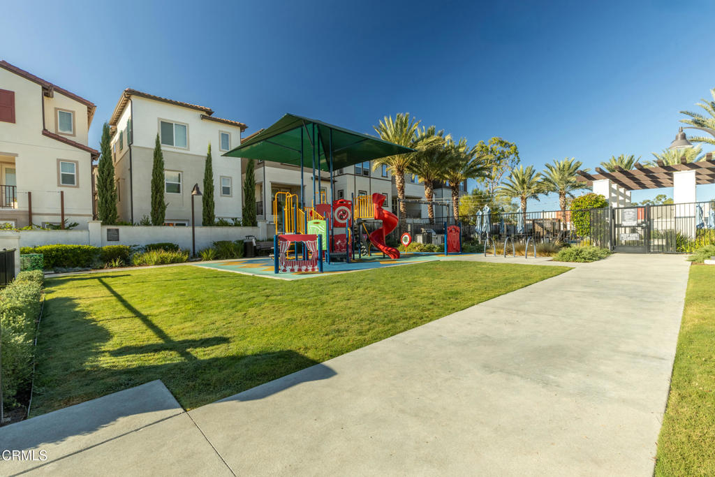 3067 Harrison Lane Simi Valley, CA 93065 - Photo 26 of 46 031