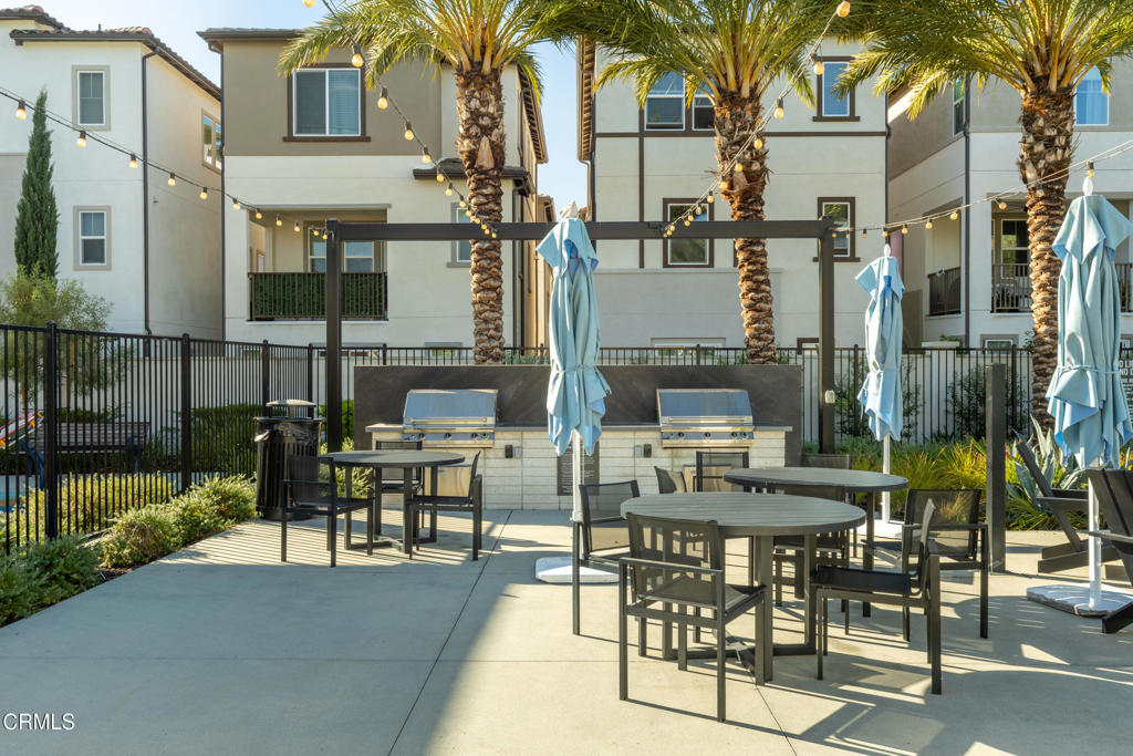 3067 Harrison Lane Simi Valley, CA 93065 - Photo 27 of 46 032