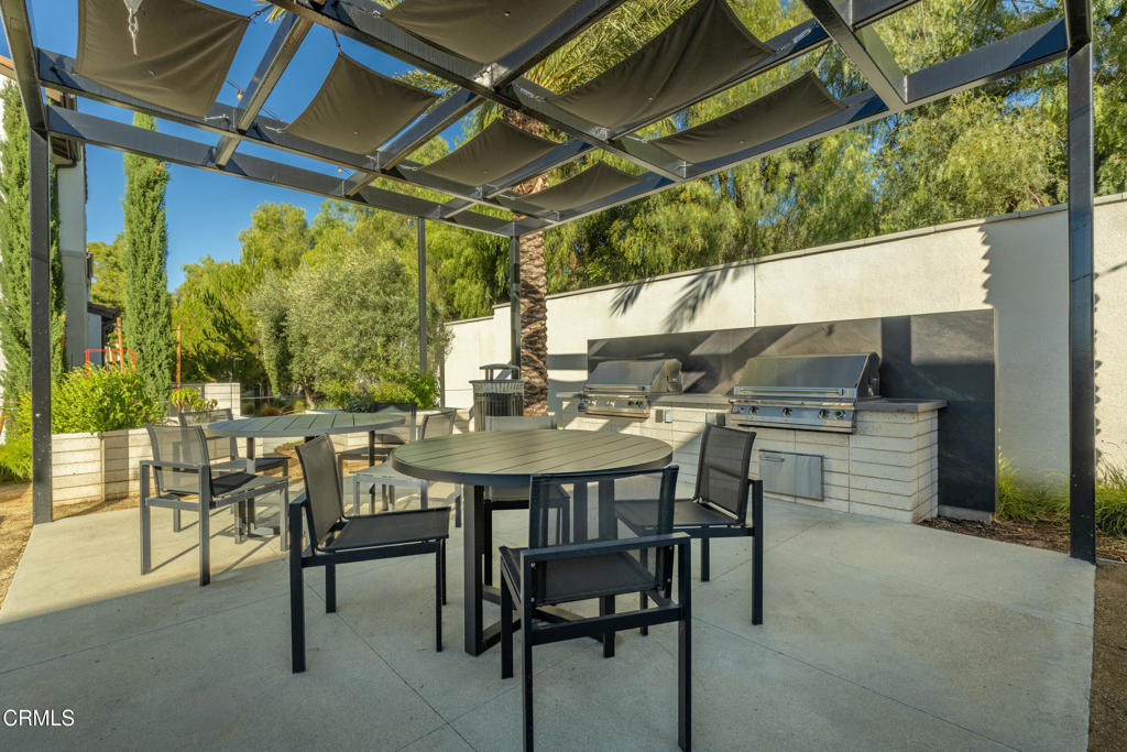 3067 Harrison Lane Simi Valley, CA 93065 - Photo 34 of 46 039