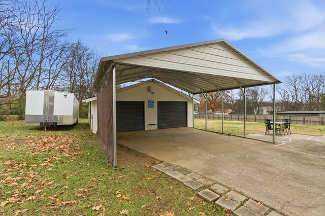 $399,900 | 919 Sun Valley Drive, Madison, TN 37115