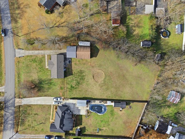 $399,900 | 919 Sun Valley Drive, Madison, TN 37115