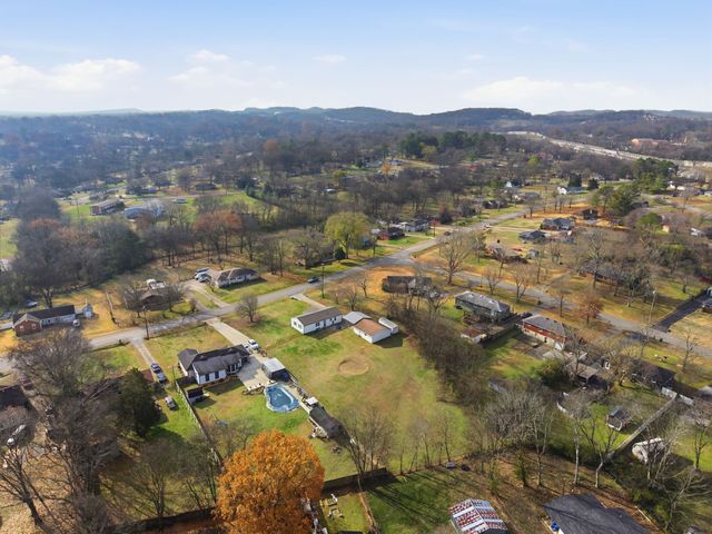 $399,900 | 919 Sun Valley Drive, Madison, TN 37115