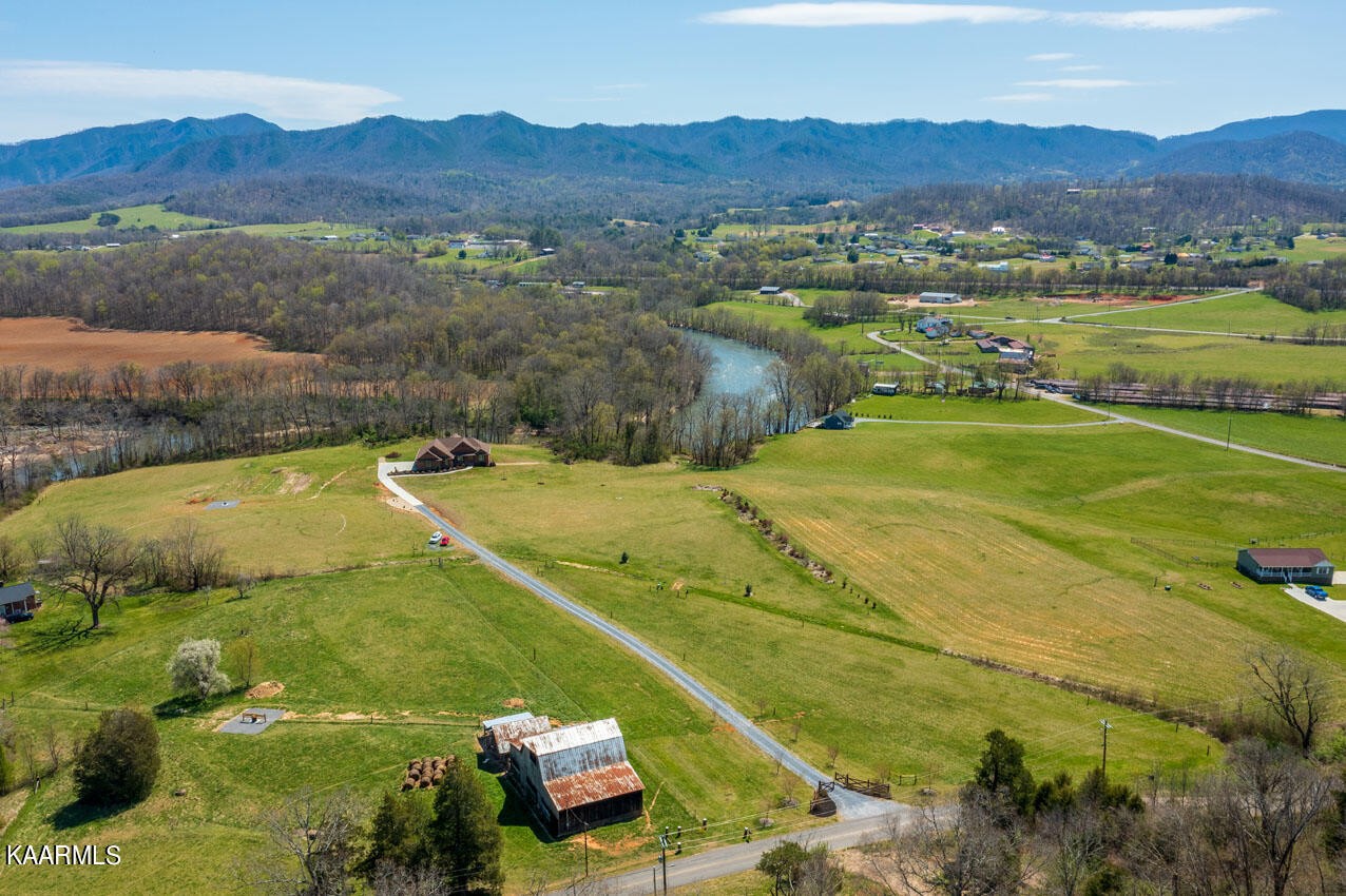 740 Rock Hill Road Newport, TN 37821 - Photo 10 of 31 Gallery Image 10
