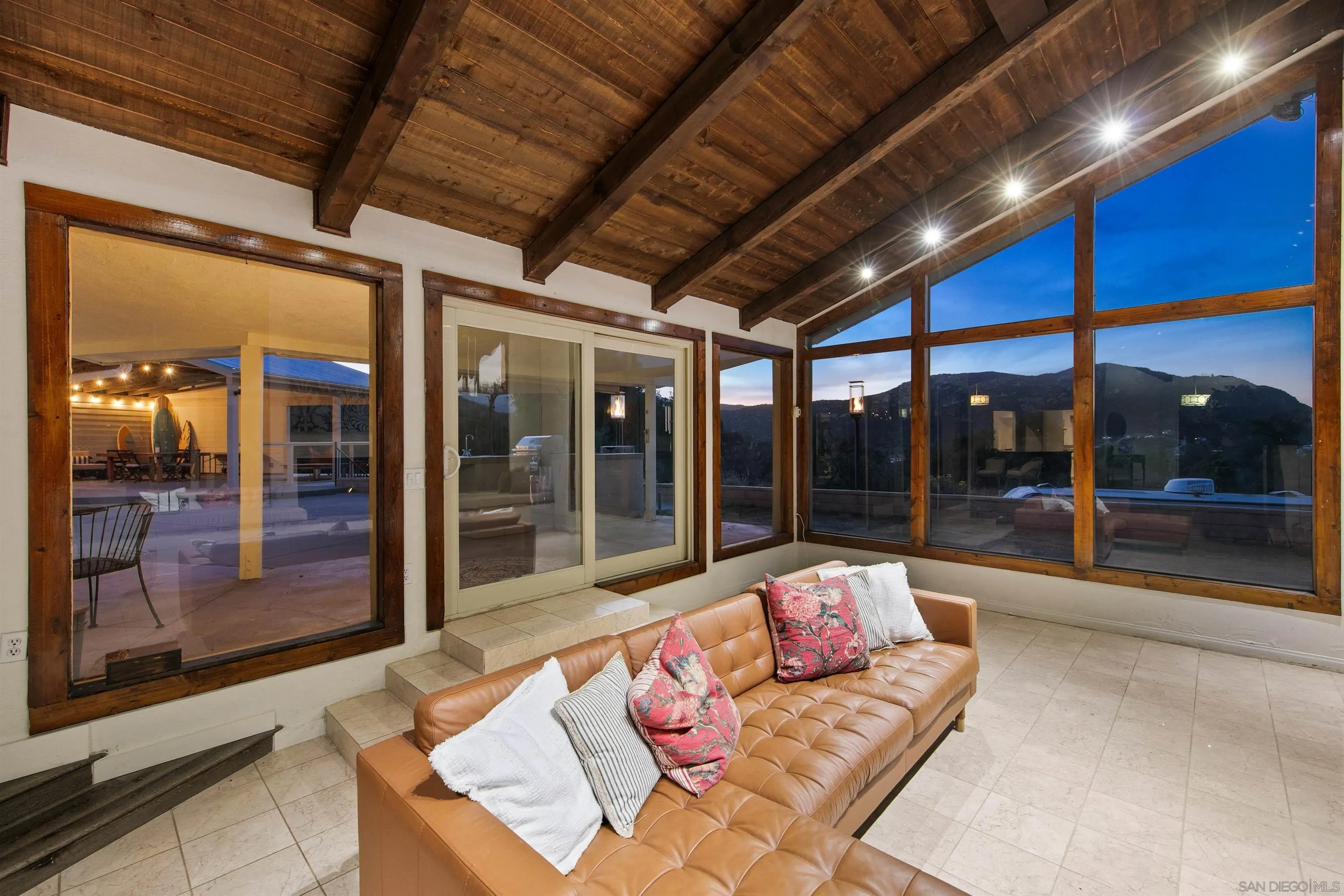 580-582 South Grade Road Alpine, CA 91901 - Photo 4 of 53