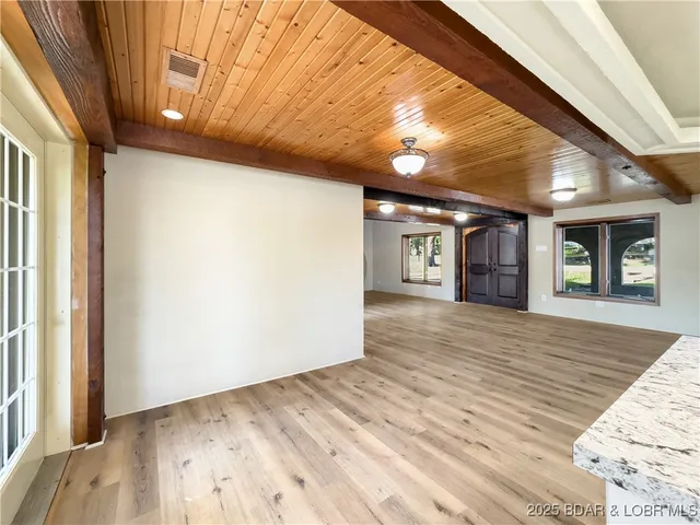 $349,500 | 45 Lake Road, Camdenton, MO 65020