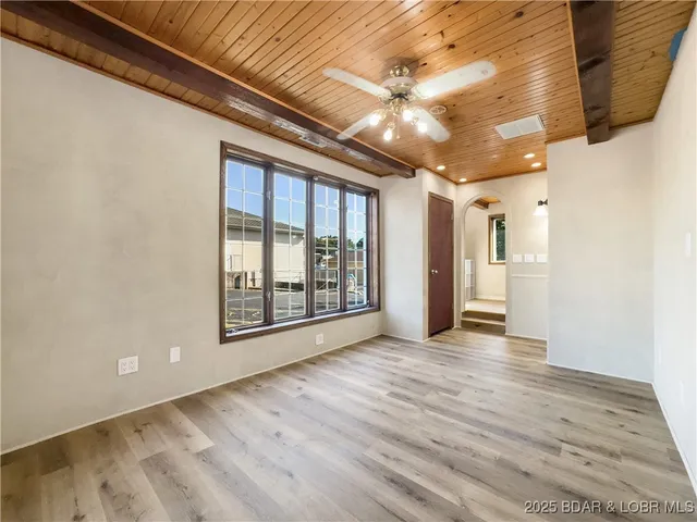 $349,500 | 45 Lake Road, Camdenton, MO 65020