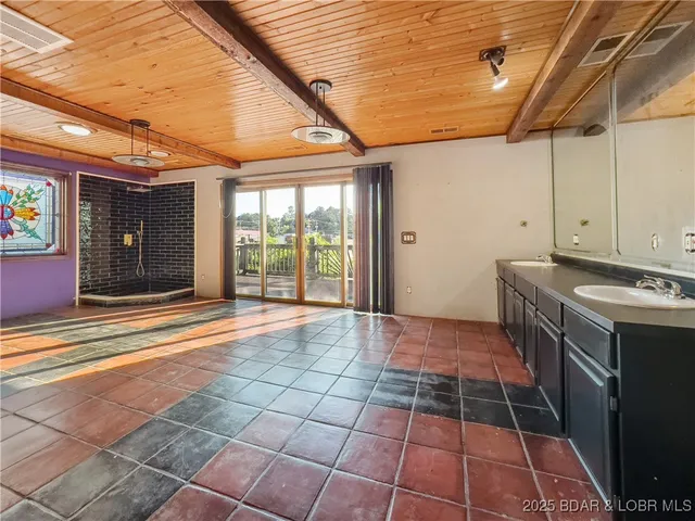 $349,500 | 45 Lake Road, Camdenton, MO 65020