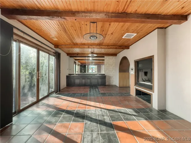 $349,500 | 45 Lake Road, Camdenton, MO 65020