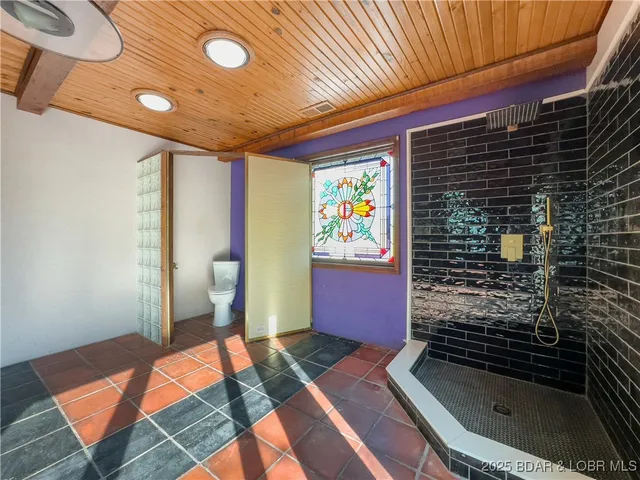 $349,500 | 45 Lake Road, Camdenton, MO 65020