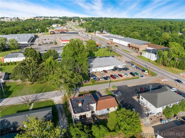 $349,500 | 45 Lake Road, Camdenton, MO 65020