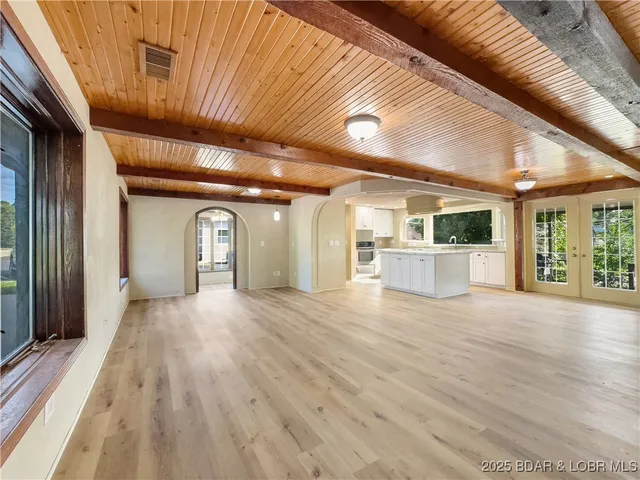 $349,500 | 45 Lake Road, Camdenton, MO 65020