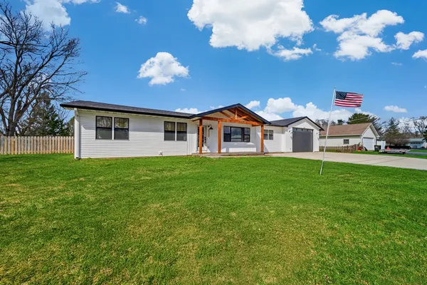 $374,900 | 2314 Westward Drive, Spring Grove, IL 60081