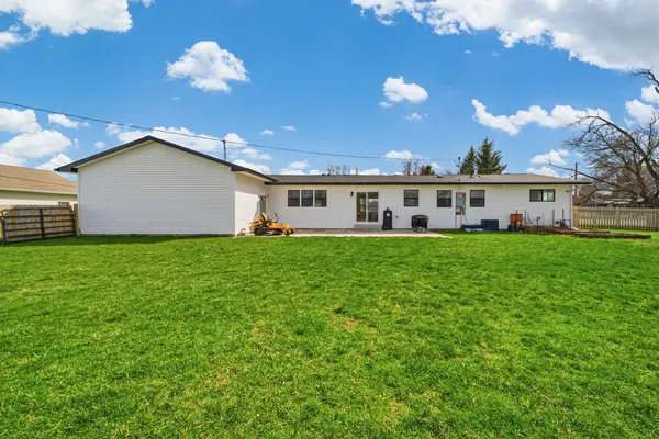 $374,900 | 2314 Westward Drive, Spring Grove, IL 60081