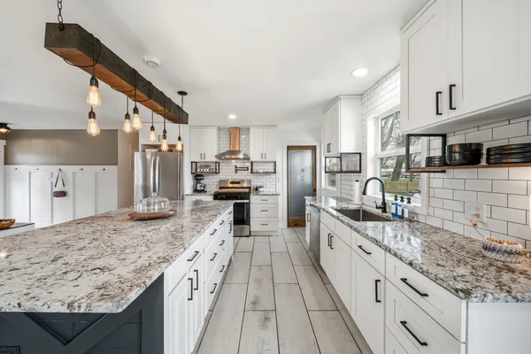 $374,900 | 2314 Westward Drive, Spring Grove, IL 60081