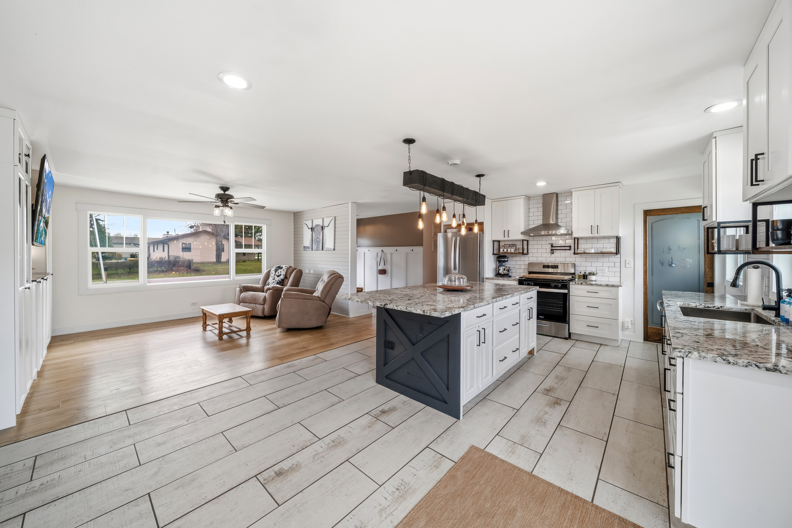 2314 Westward Drive Spring Grove, IL 60081 - Photo 10 of 27