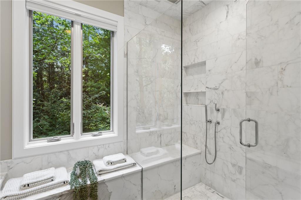 4036 Conway Valley Road Northwest Atlanta, GA 30327 - Photo 6 of 19 Gallery Image 6