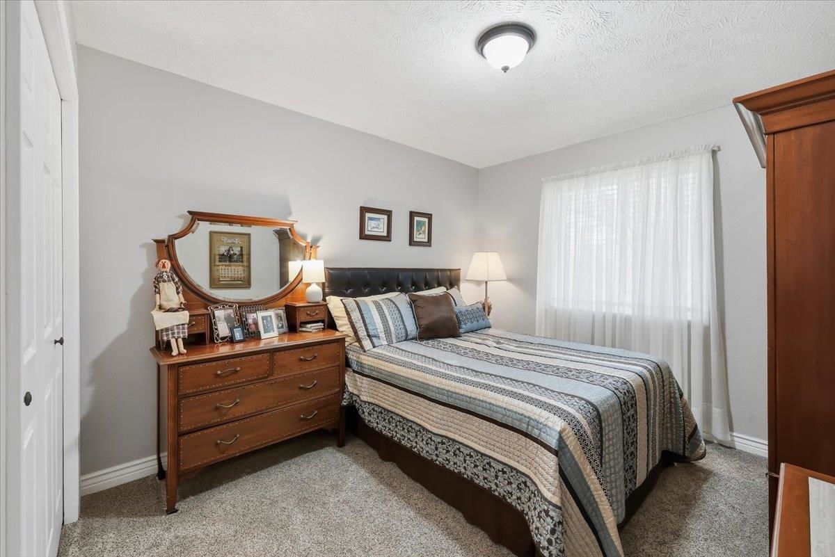 9515 North Loganberry Court Spokane, WA 99208 - Photo 18 of 34