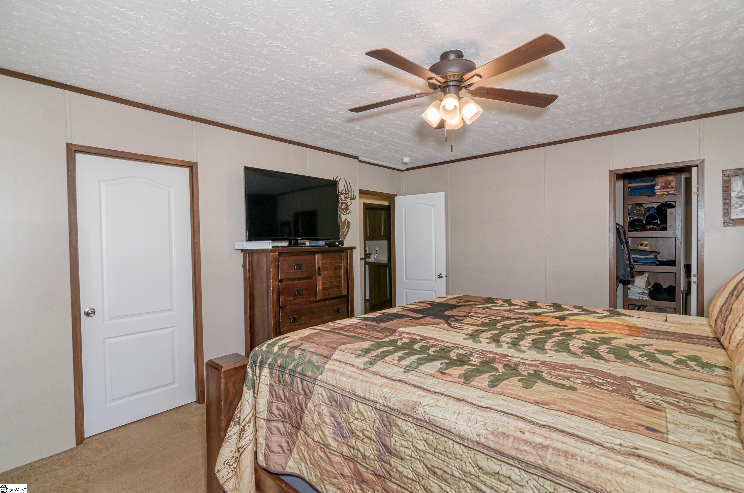 2368 Buckhorn Road Greer, SC 29651 - Photo 16 of 36 Gallery Image 16