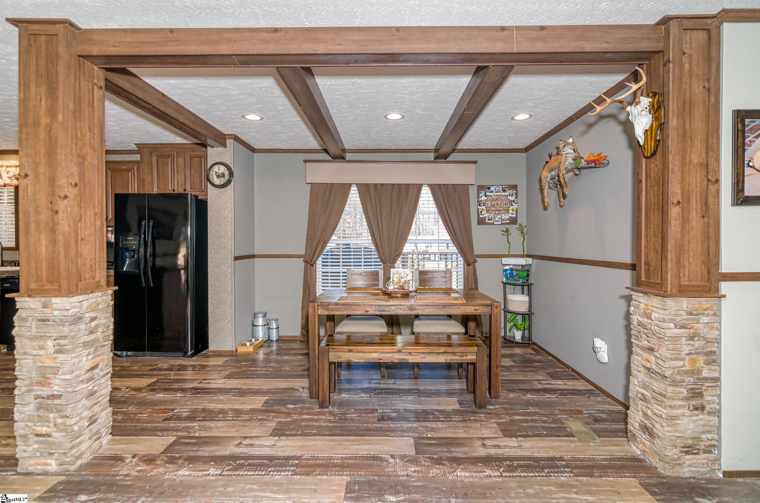 2368 Buckhorn Road Greer, SC 29651 - Photo 7 of 36 Gallery Image 7