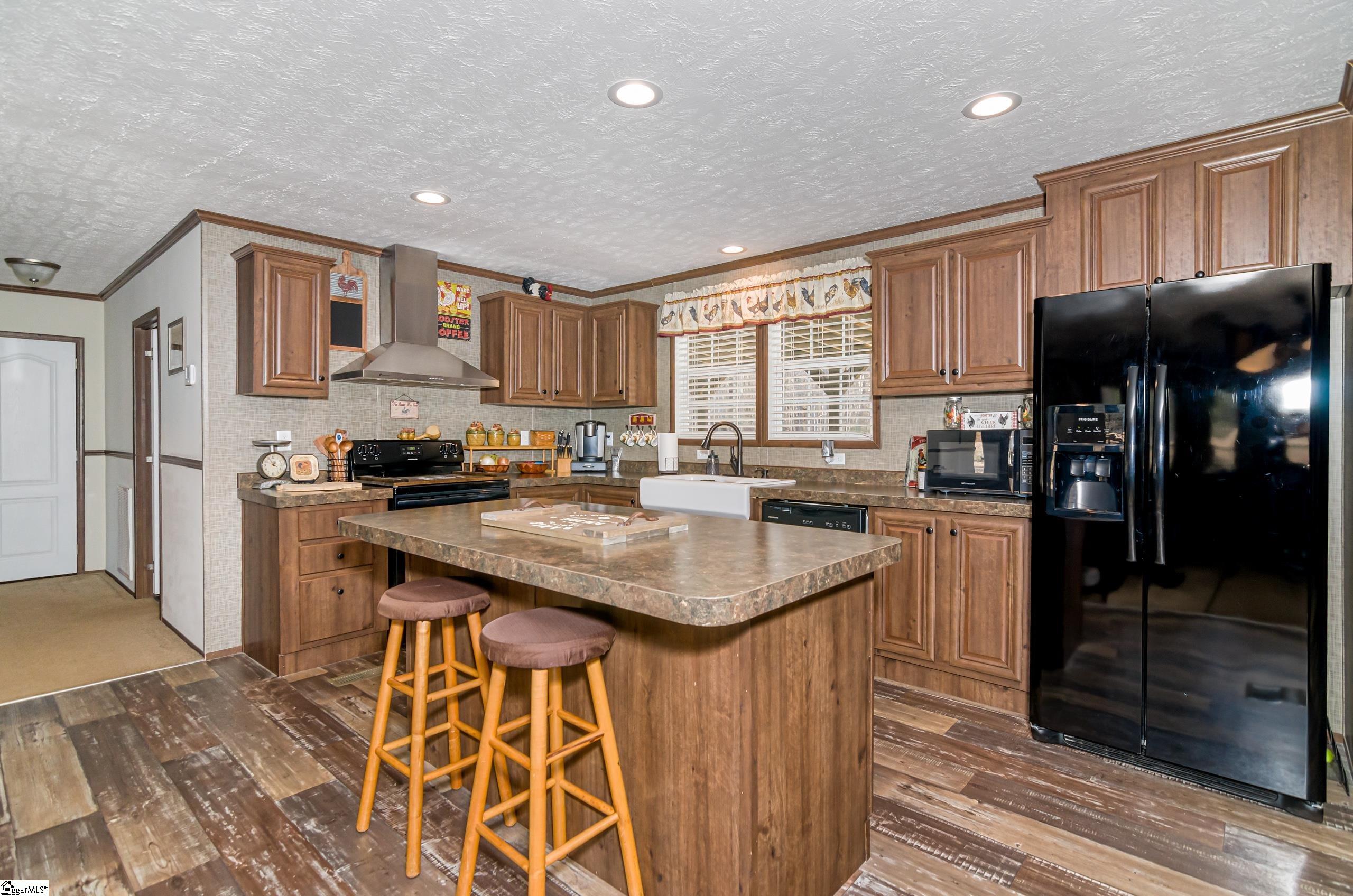 2368 Buckhorn Road Greer, SC 29651 - Photo 8 of 36 Gallery Image 8