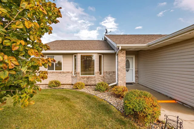 $245,000 | 617 6th Avenue West, Osakis, MN 56360