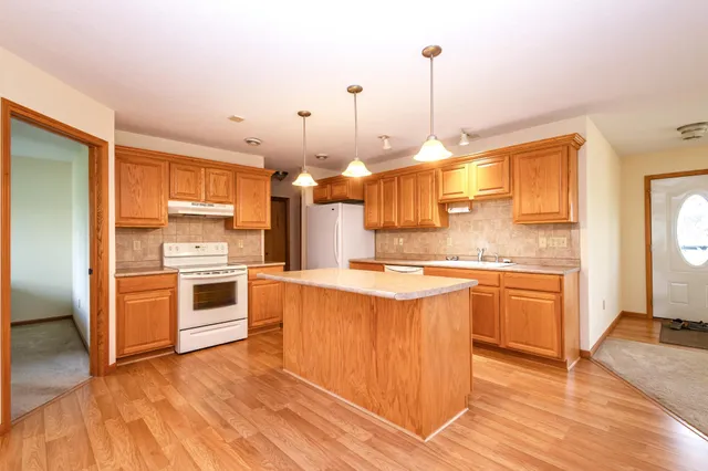 $245,000 | 617 6th Avenue West, Osakis, MN 56360