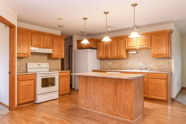 $245,000 | 617 6th Avenue West, Osakis, MN 56360