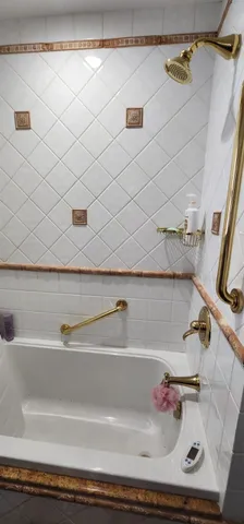 $7,200 | 218 Juniper Circle South, Lawrence, NY 11559