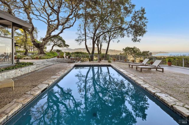 $2,995,000 | 25 Oakhurst Road, San Rafael, CA 94901