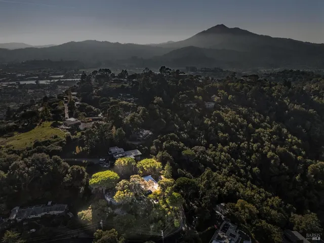 $2,995,000 | 25 Oakhurst Road, San Rafael, CA 94901