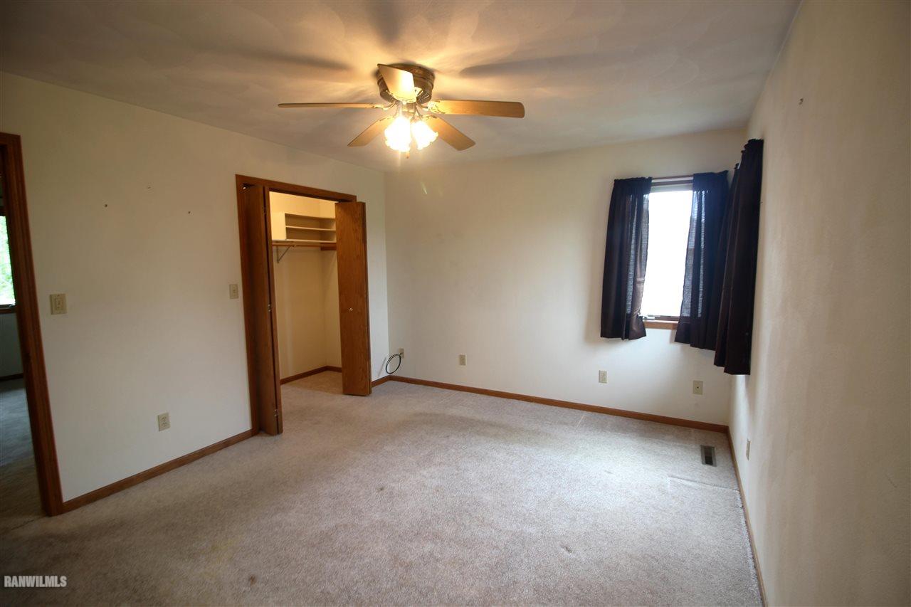 3050 Moss Canyon Road Freeport, IL 61032 - Photo 15 of 27 Gallery Image 15