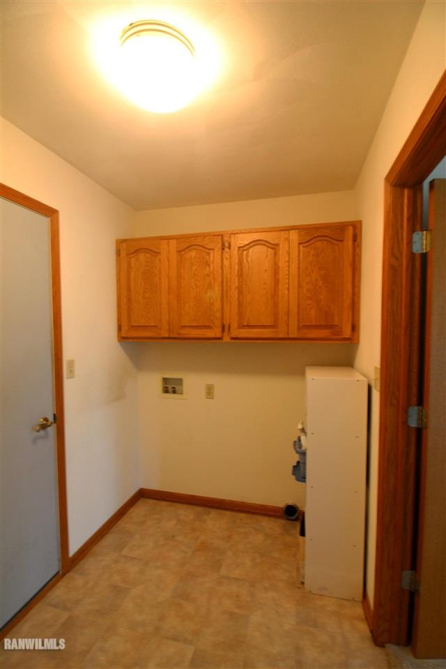3050 Moss Canyon Road Freeport, IL 61032 - Photo 25 of 27 Gallery Image 25