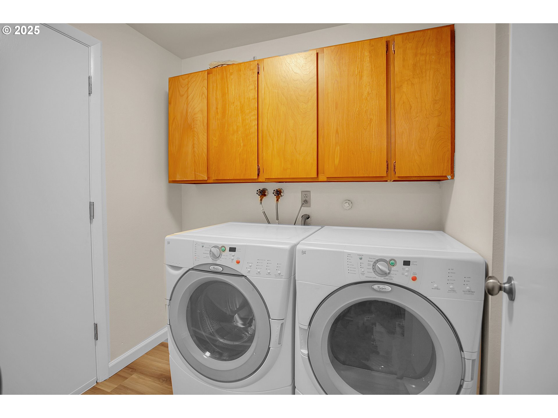 16211 Southwest Ellerson Street Beaverton, OR 97007 - Photo 21 of 39 Laundry