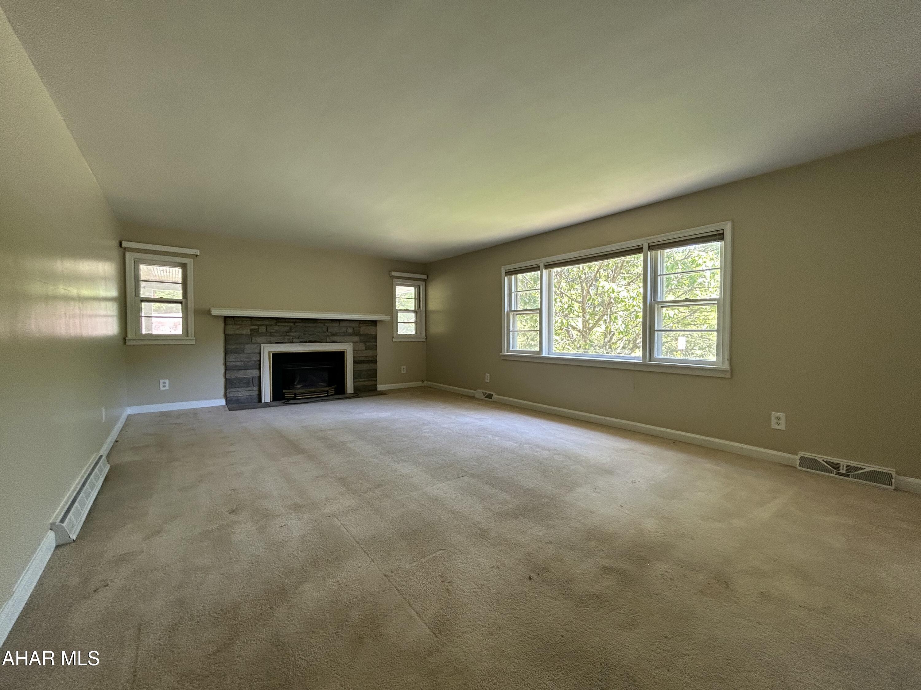 890 Puzzletown Road Duncansville, PA 16635 - Photo 11 of 36