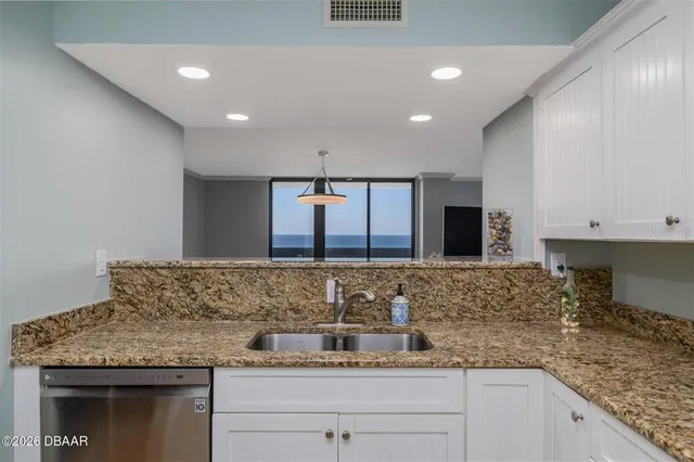 $575,000 | 1420 North Atlantic Avenue, Unit 1601, Daytona Beach, FL 32118