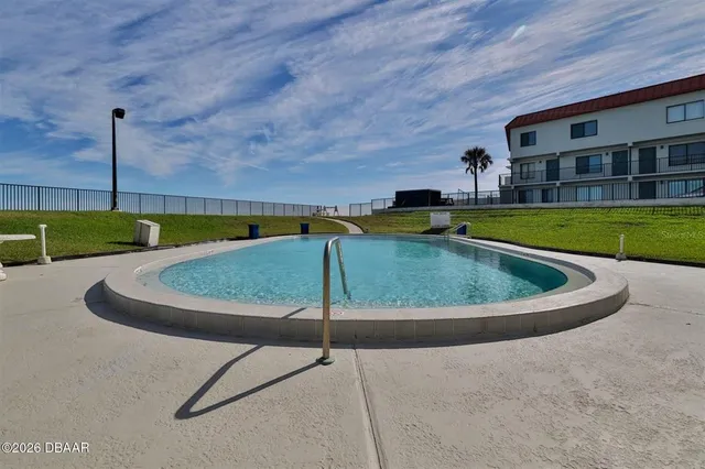 $575,000 | 1420 North Atlantic Avenue, Unit 1601, Daytona Beach, FL 32118
