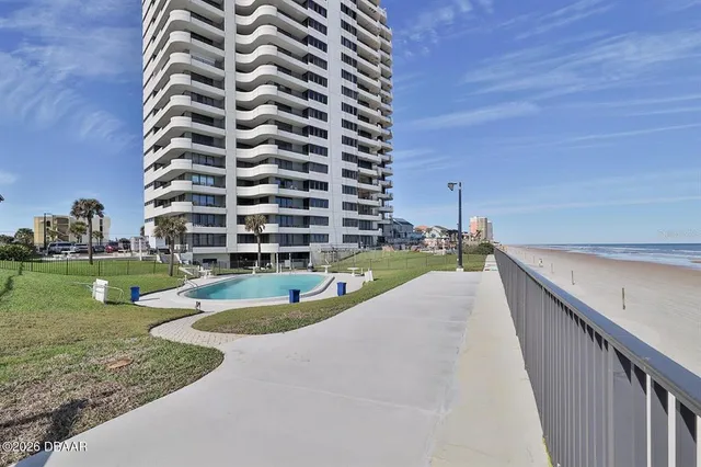 $575,000 | 1420 North Atlantic Avenue, Unit 1601, Daytona Beach, FL 32118
