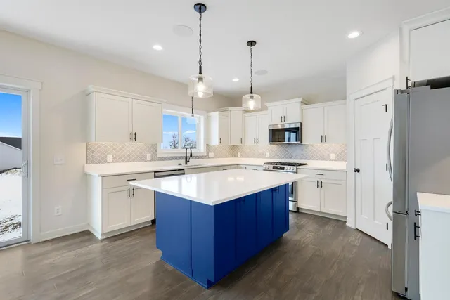 $699,900 | 13702 Arrowhead Way, Rosemount, MN 55068